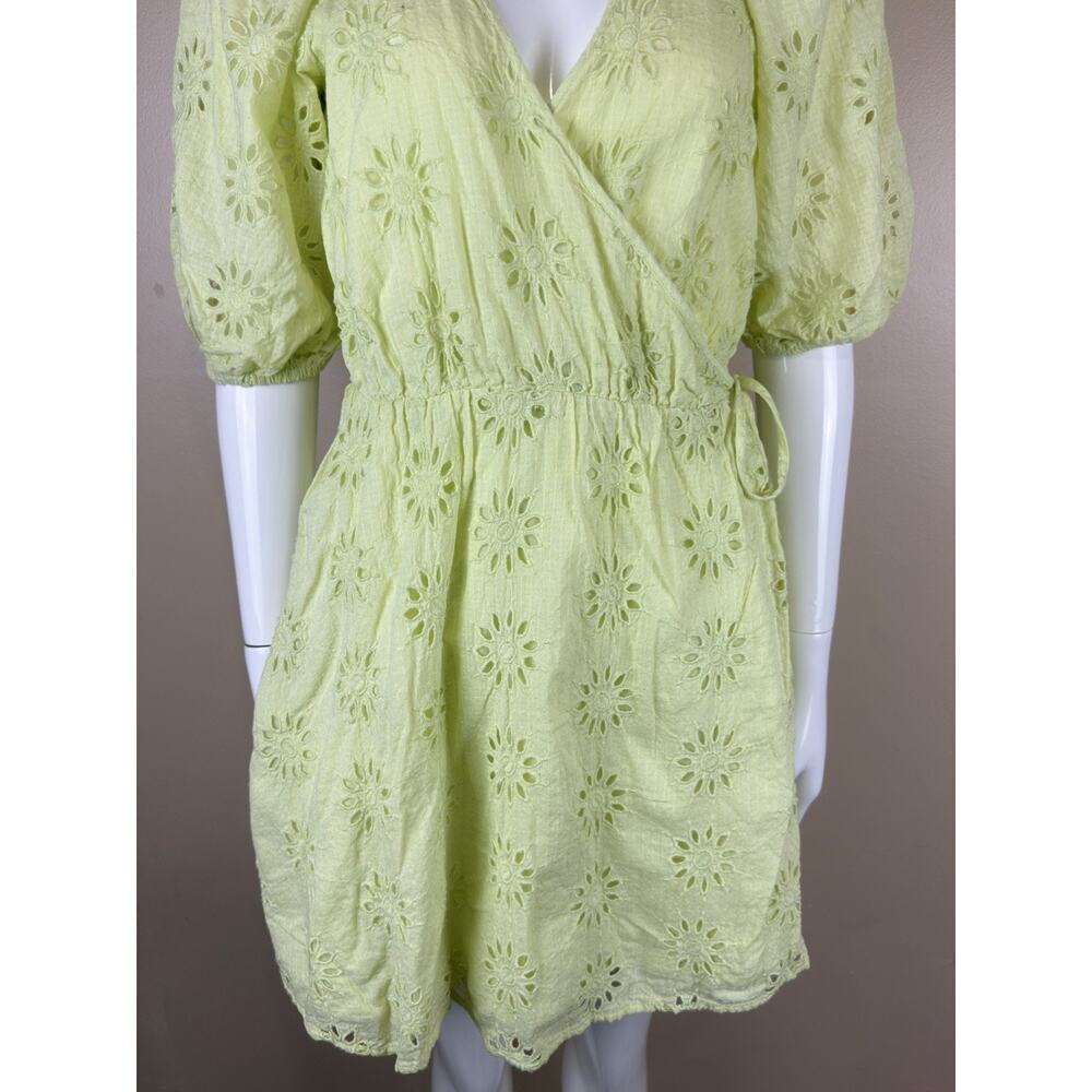 Zara Women’s XS Lime Green Eyelet Mini Wrap Dress Puff Sleeve Lined Cotton - Picture 3 of 13
